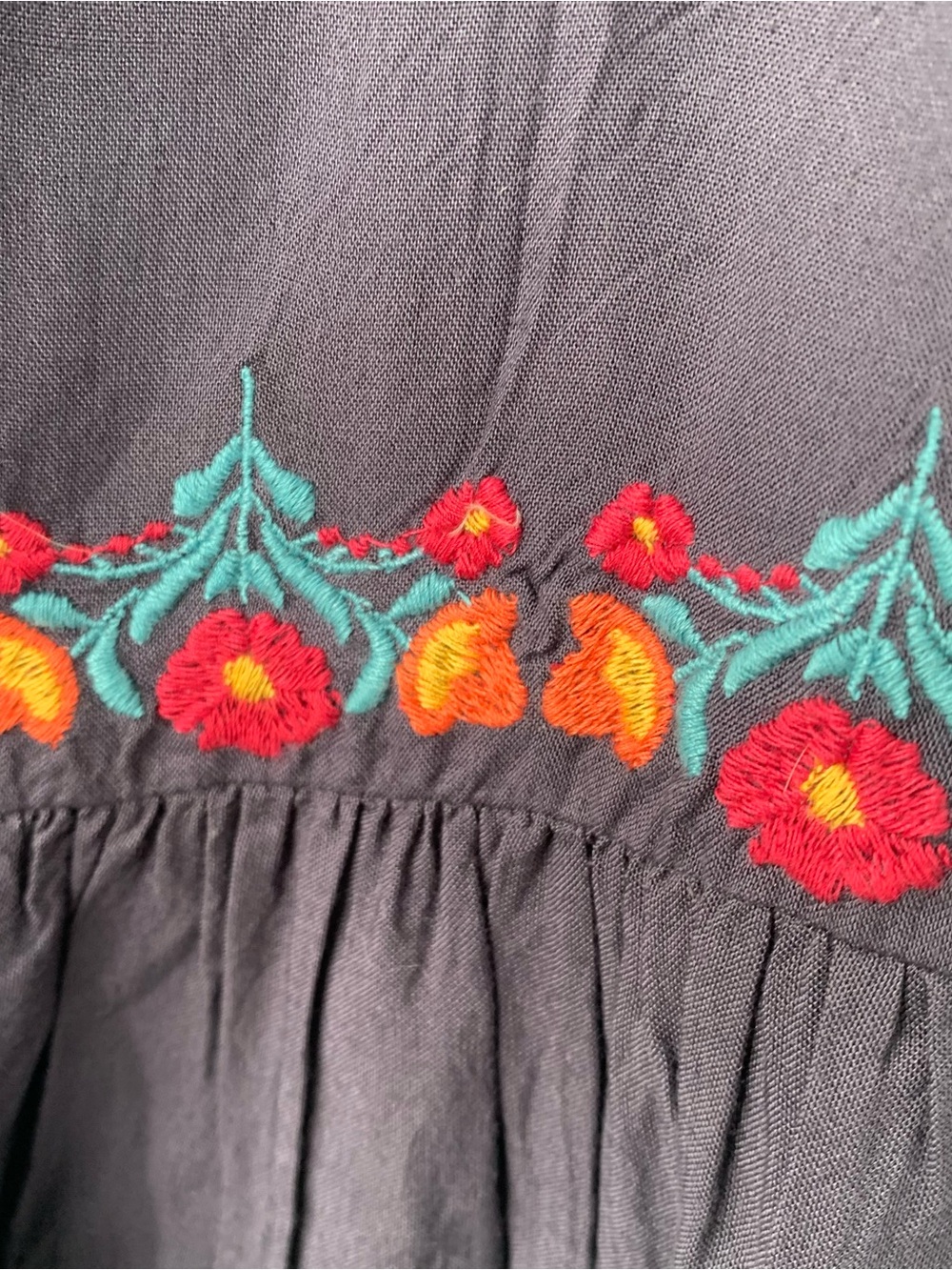 Natural Life Women’s Gray Multicolor Floral Embroidered Boho Dress Size S - Picture 7 of 8